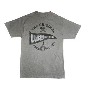 DISNEY PARKS  M Original WALT DISNEY WORLD Shirt!